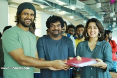 Vijay-Deverakonda-Puri-Jagannadh’s-Film-Starts-Rolling-3