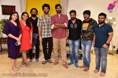 Vijay-Deverakonda-Wishes-to-Masooda-Team-2