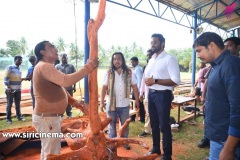 Vishnu-Manchu-To-Host-Wood-Carving-Artists-Live-Work-Jnana-In-Tirupati-15