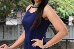 Viviya-Santh-New-photos-11