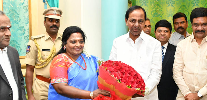 CM KCR New year greetings to Governer @ Rajbhavan