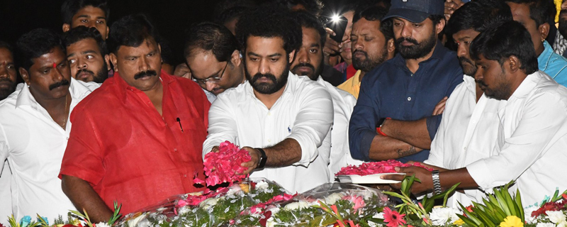 NTR - Kalyan Ram visits NTR Ghat