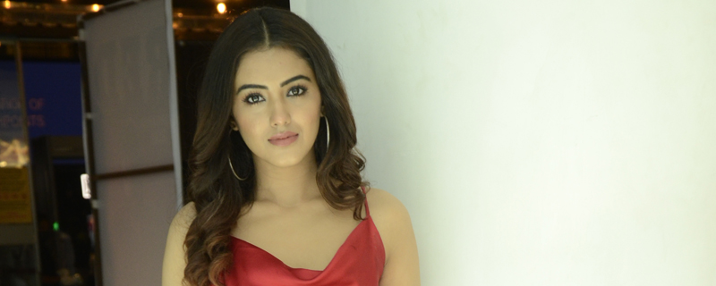 Malavika sharma New Photos