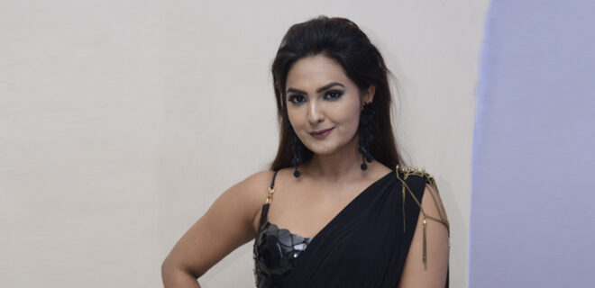 Neha Deshpande New Photos