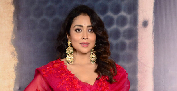 Shriya Saran New Photos