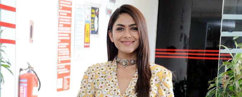 SitaRamam Movie Heroine Mrunal Thakur interview Photos