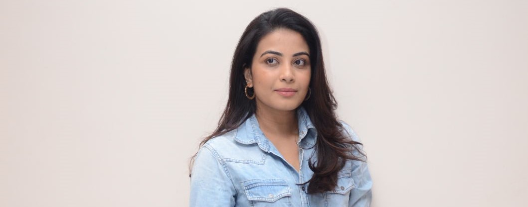 Gurthunda Seethakalam Kavya Shetty Interview Photos